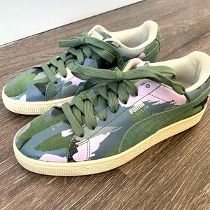Puma suede pink/green camo fashion sneakers